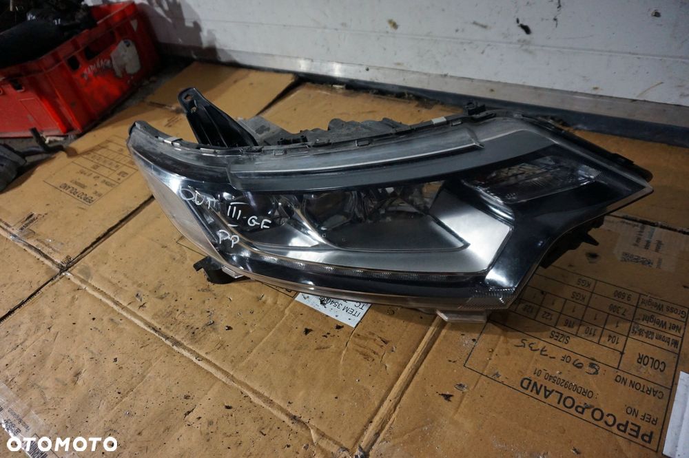LAMPA PRZEDNIA PRAWA OUTLANDER III GF LIFT 8301C864 FULL LED MITSUBISHI 2015-2018 - 8