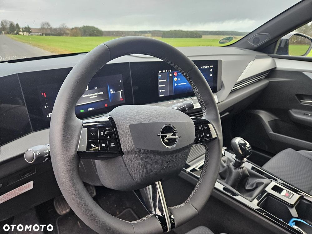 Opel Astra 1.2 Turbo Business Edition - 6