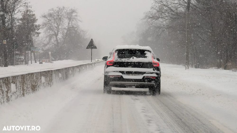 Volvo XC 40 D4 AWD Geartronic - 15