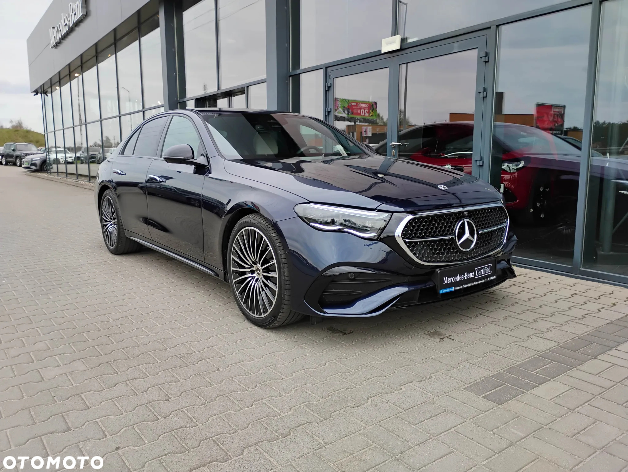 Mercedes-Benz Klasa E 220 d 4-Matic AMG - 27