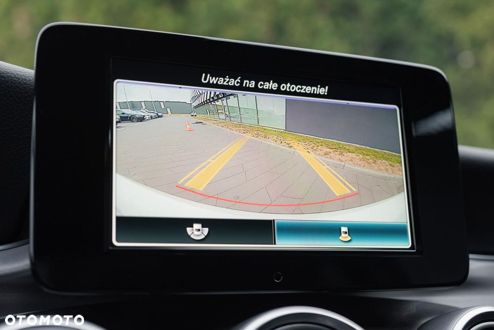 Mercedes-Benz Klasa C 300 9G-TRONIC - 17