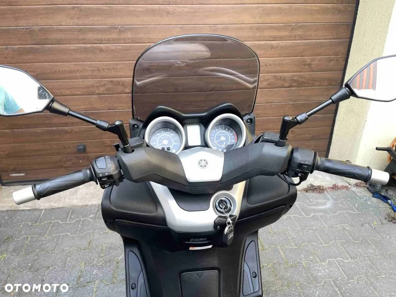 Yamaha X-max - 5