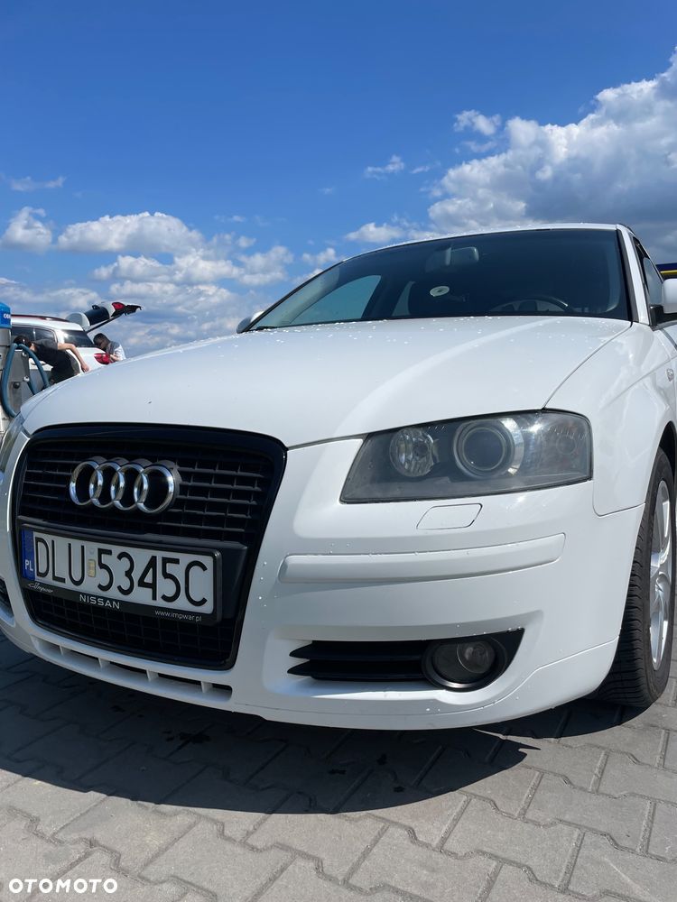Audi A3 Sportback - 1