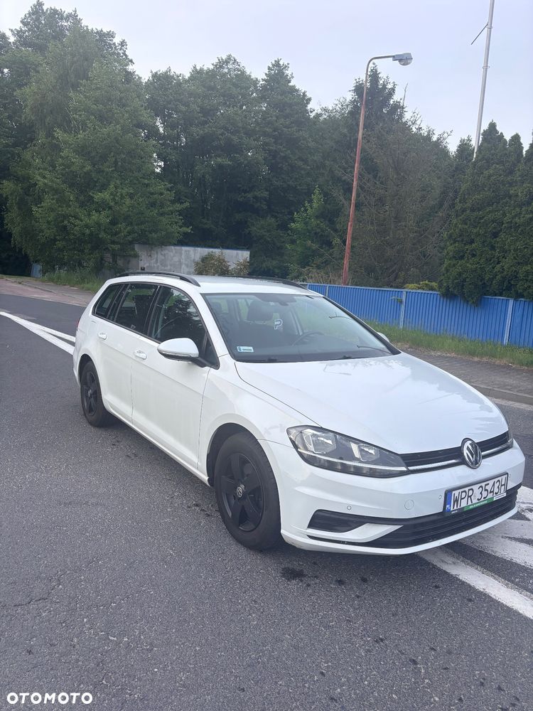 Volkswagen Golf 1.6 TDI BMT Comfortline - 8