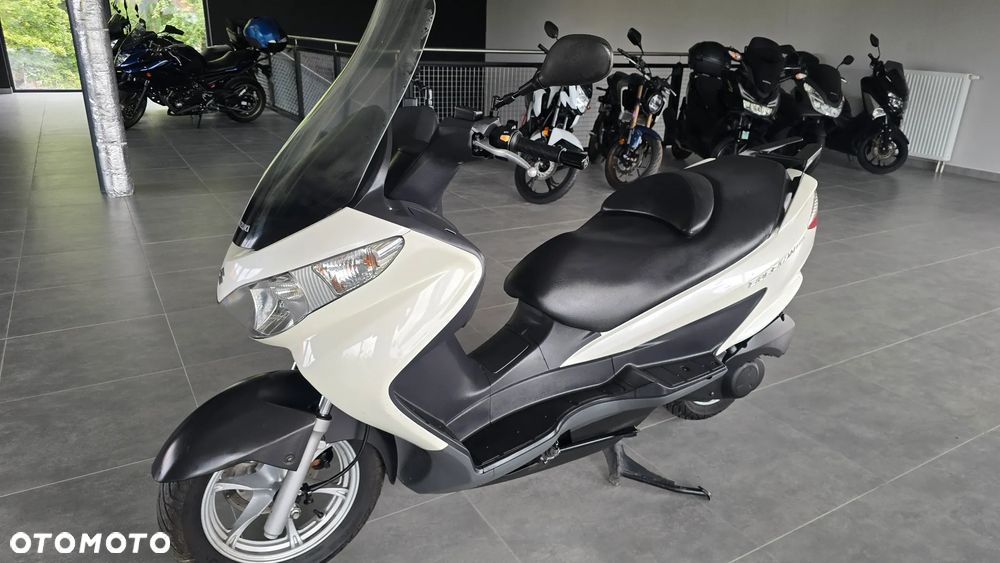 Suzuki Burgman - 2