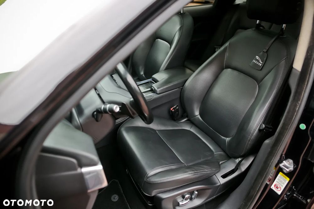 Jaguar F-Pace 2.0 i4P AWD Prestige - 10