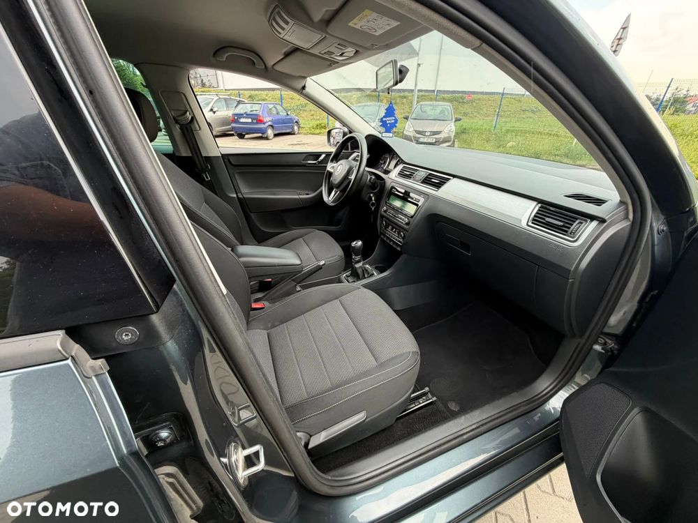 Skoda RAPID Spb 1.6 TDI DPF Elegance Max - 7