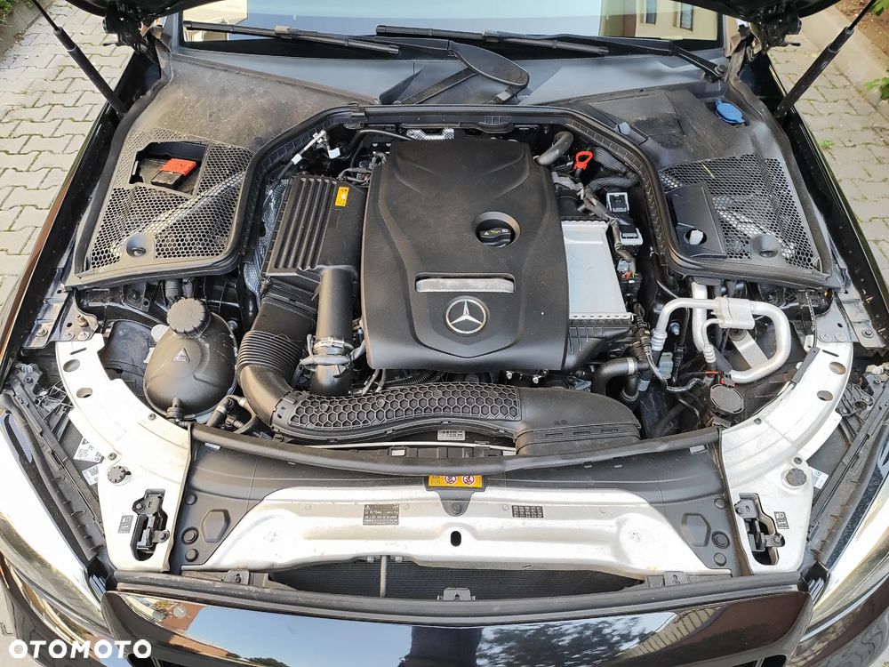 Mercedes-Benz Klasa C 180 Coupe AMG Line - 20