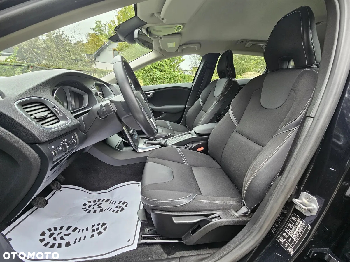 Volvo V40 - 12