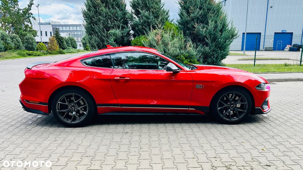 Ford Mustang - 4