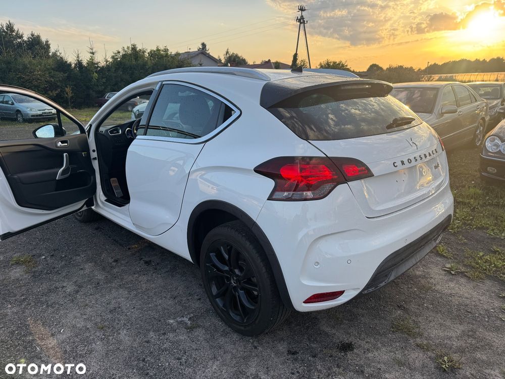 DS Automobiles DS 4 Crossback - 9