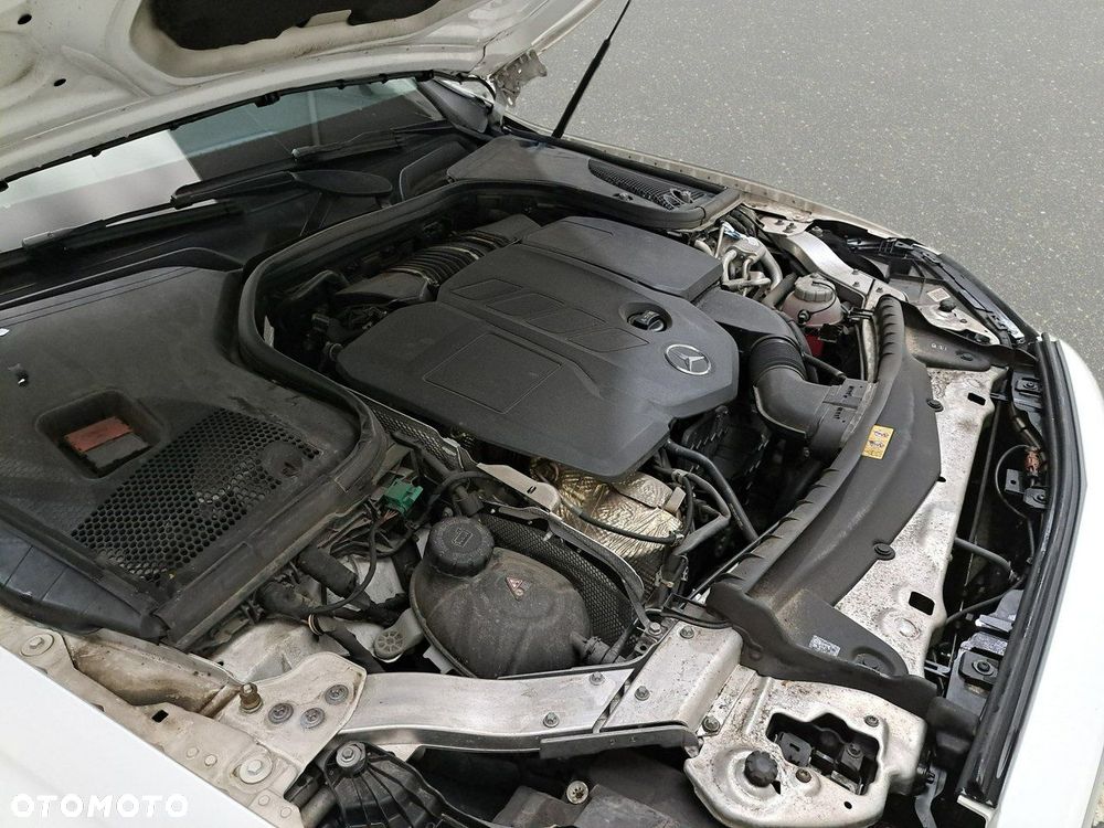 Mercedes-Benz Klasa E - 14