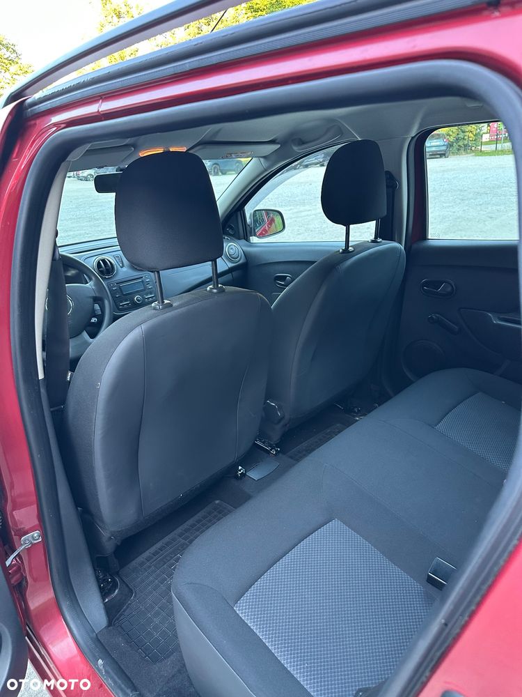 Dacia Logan 1.2 16V Laureate - 13