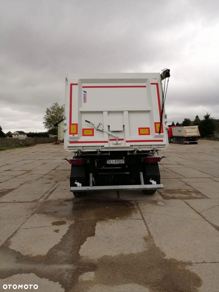 Schmitz Cargobull 145000 netto - 6