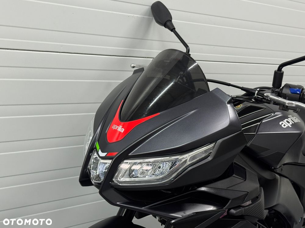 Aprilia Tuono - 24