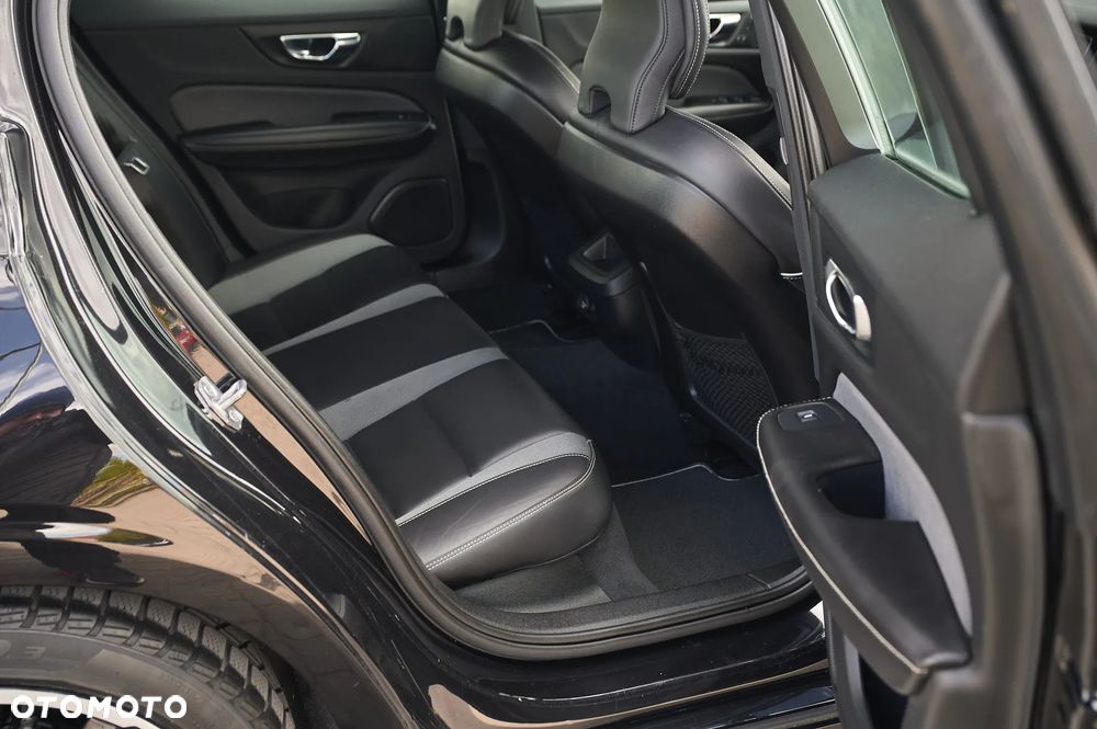 Volvo S60 T4 Geartronic RDesign - 30
