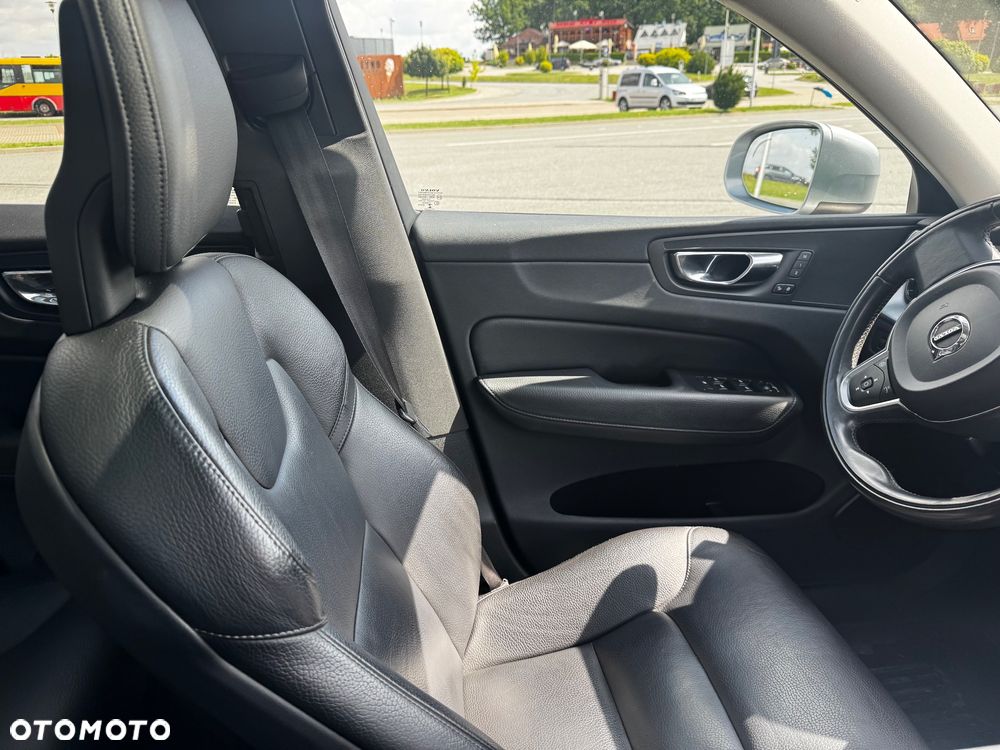 Volvo XC 60 T6 AWD Geartronic Inscription - 16