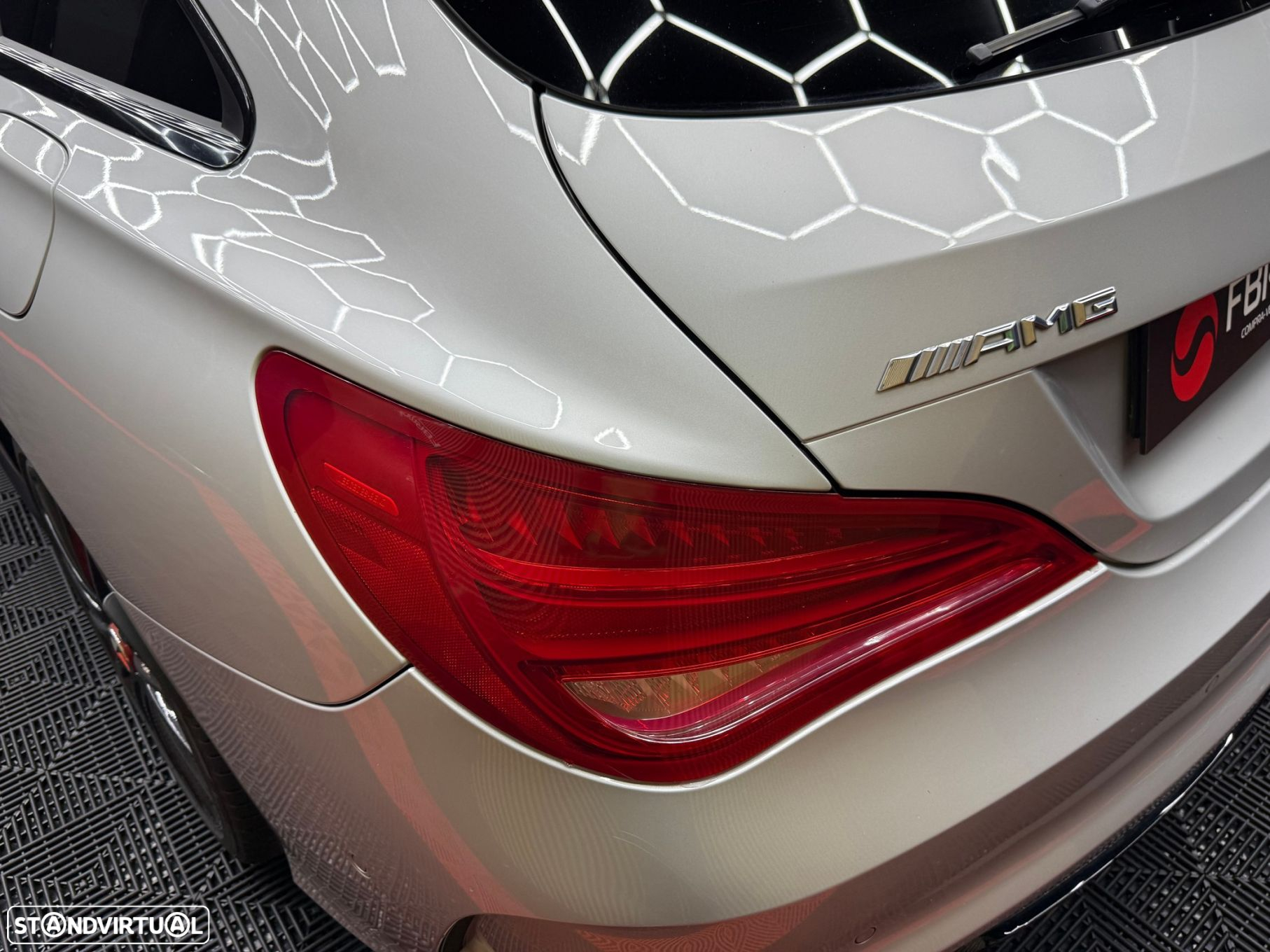 Mercedes-Benz CLA 45 AMG Shooting Brake 4-Matic - 13