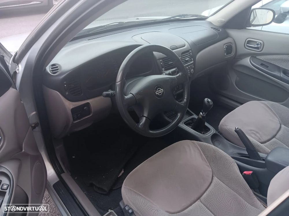 Nissan Almera 1.5 Comfort AC - 4