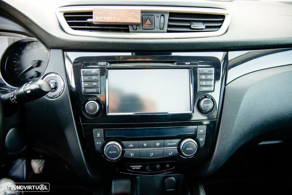 Nissan Qashqai 1.5 dCi Tekna Premium Pele - 25