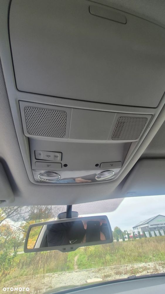 Skoda Superb 2.0 TDI Elegance - 23