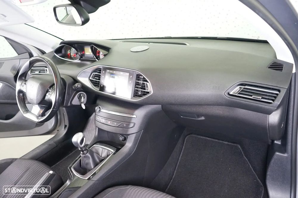 Peugeot 308 SW 1.6 BlueHDi Style - 16