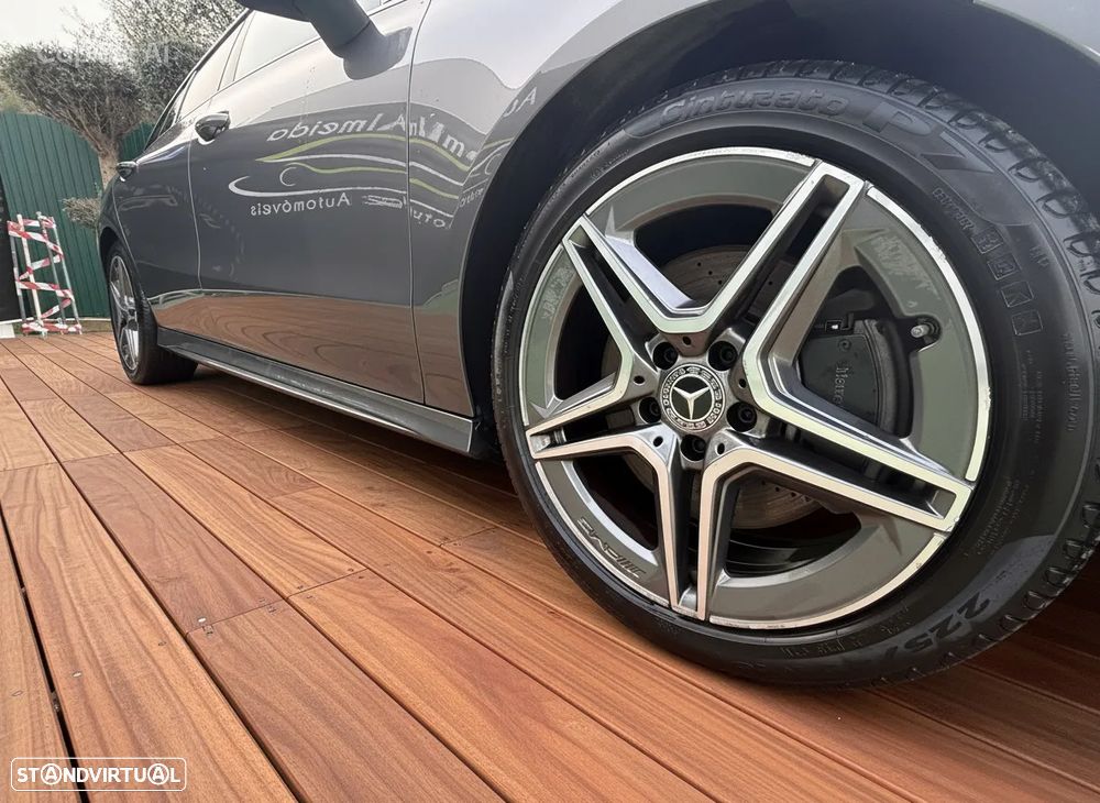 Mercedes-Benz CLA 200 d Shooting Brake AMG Line Aut. - 11