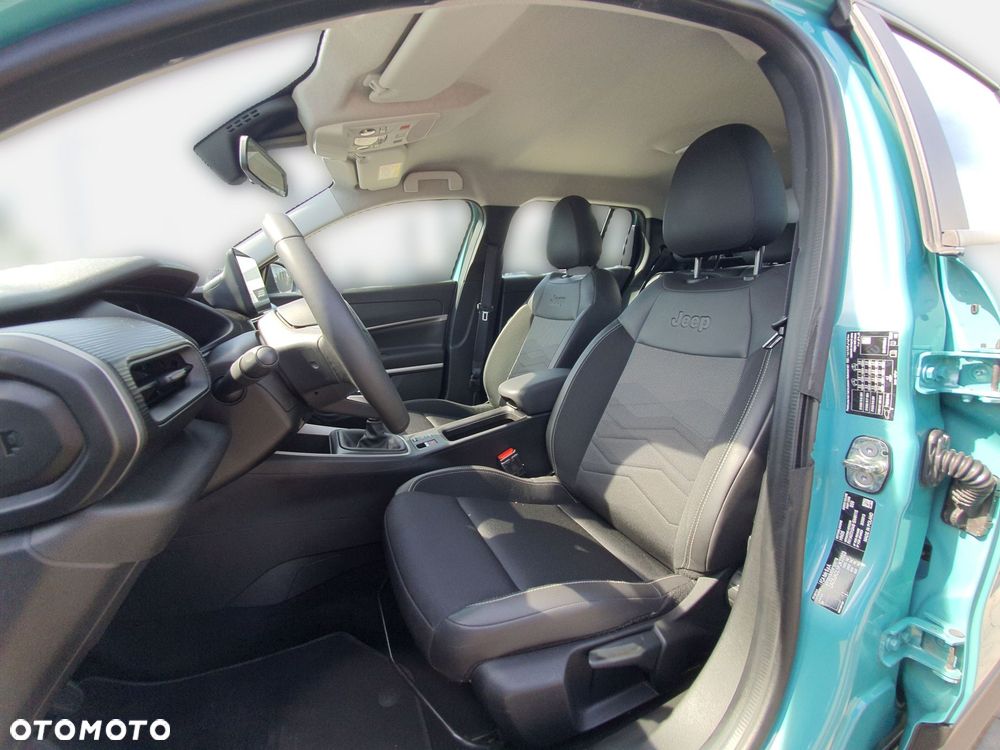 Jeep Avenger 1.2 GSE T3 Altitude FWD - 10