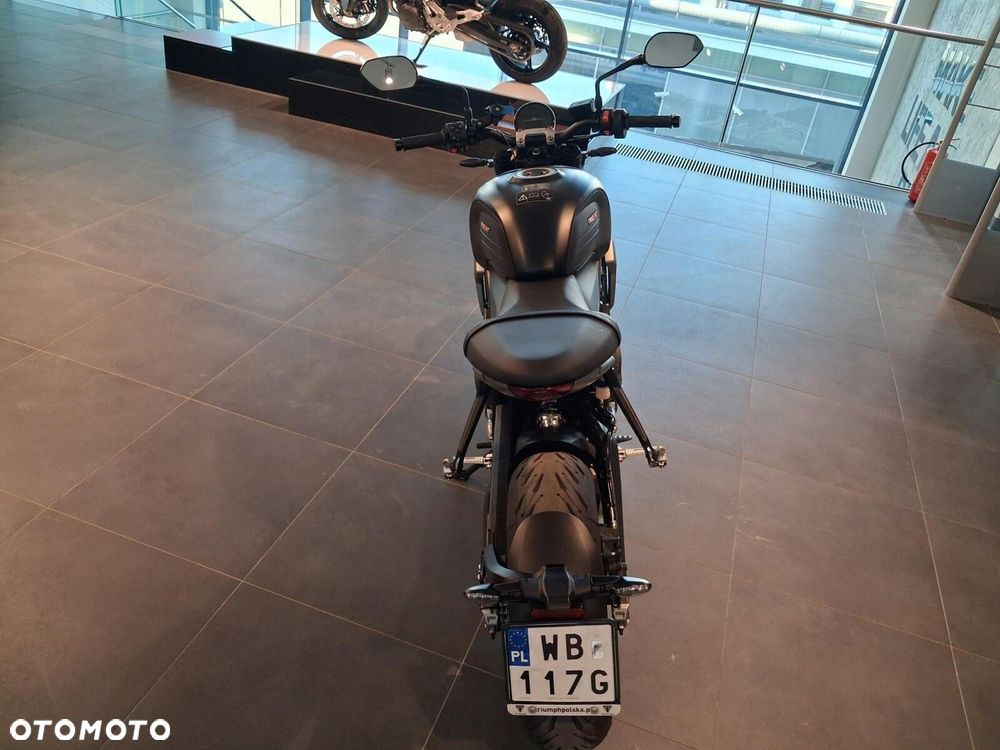 Triumph Trident - 5