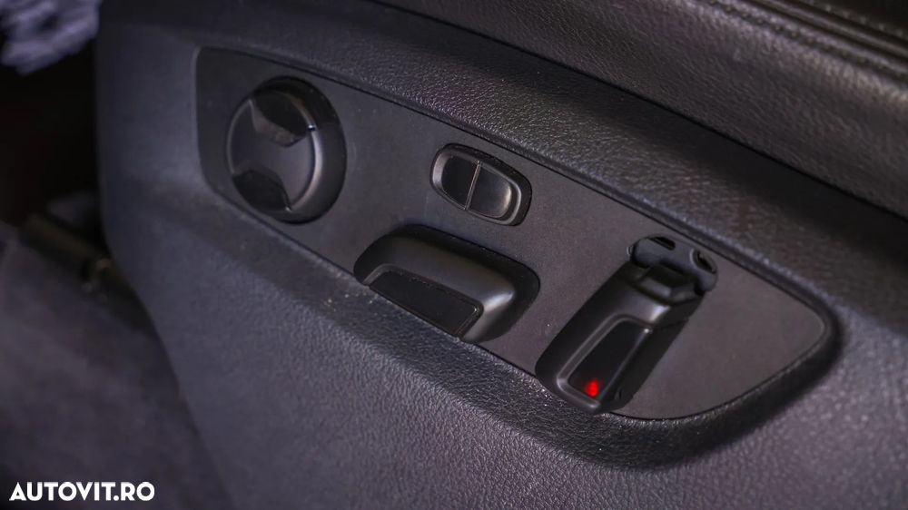 Volkswagen Touareg 3.0 V6 TDI SCR Blue Motion DPF Automatik - 26