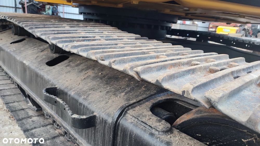 Caterpillar 320DL - 4