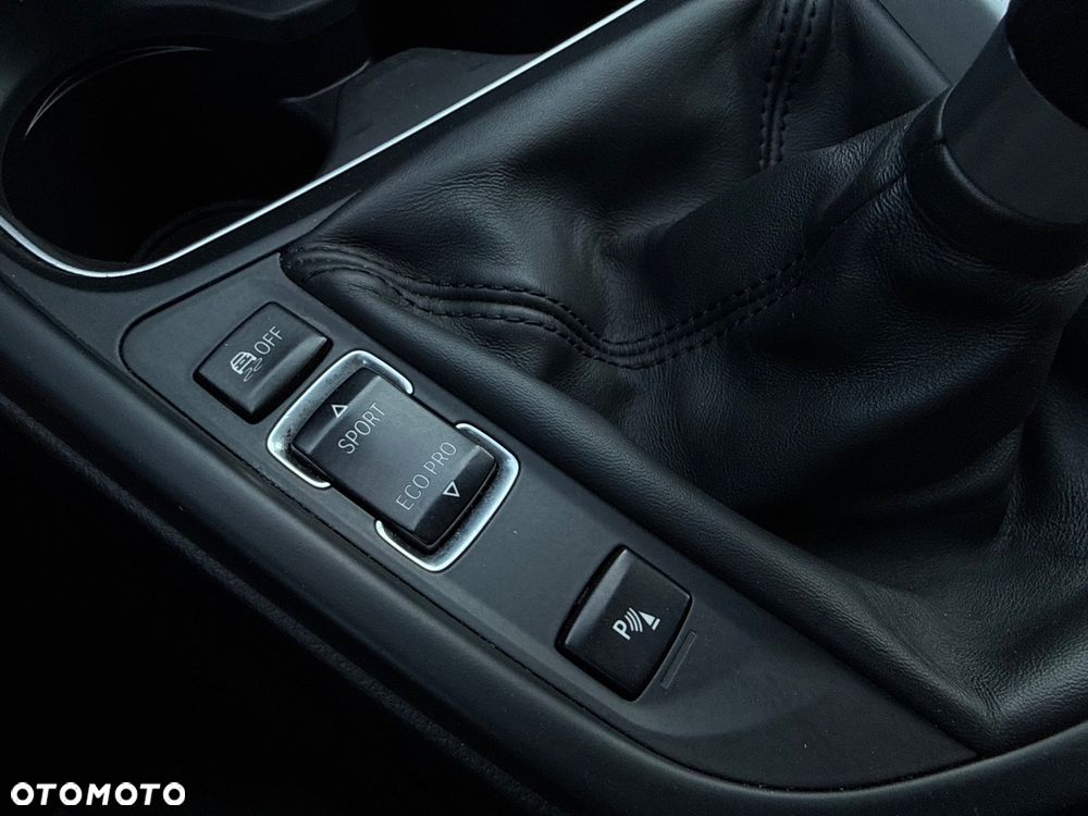 BMW Seria 3 - 21