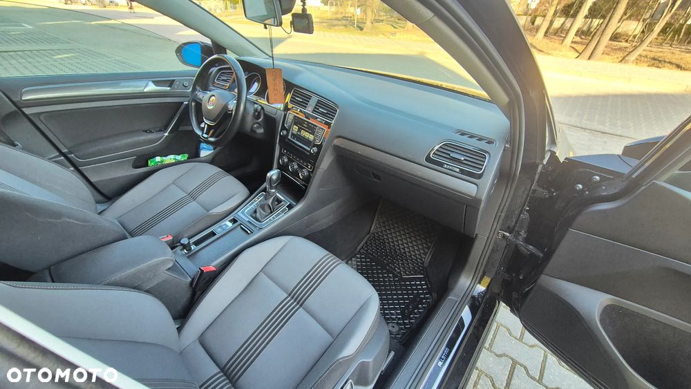 Volkswagen Golf 1.6 TDI BlueMotion Technology DSG Allstar - 8