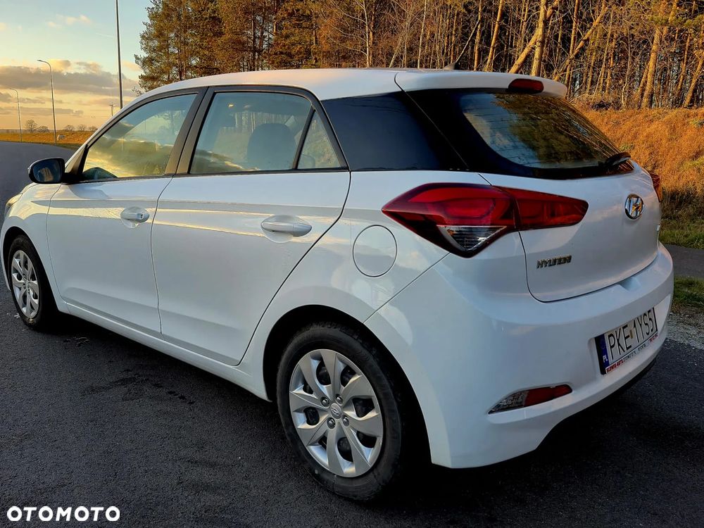 Hyundai i20 1.2 - 7