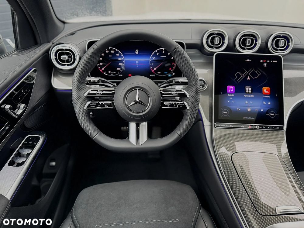 Mercedes-Benz GLC - 14