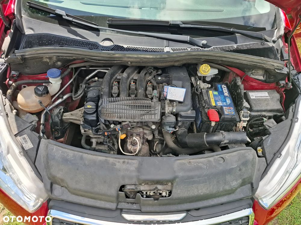 Peugeot 208 1.2 PureTech Style - 15