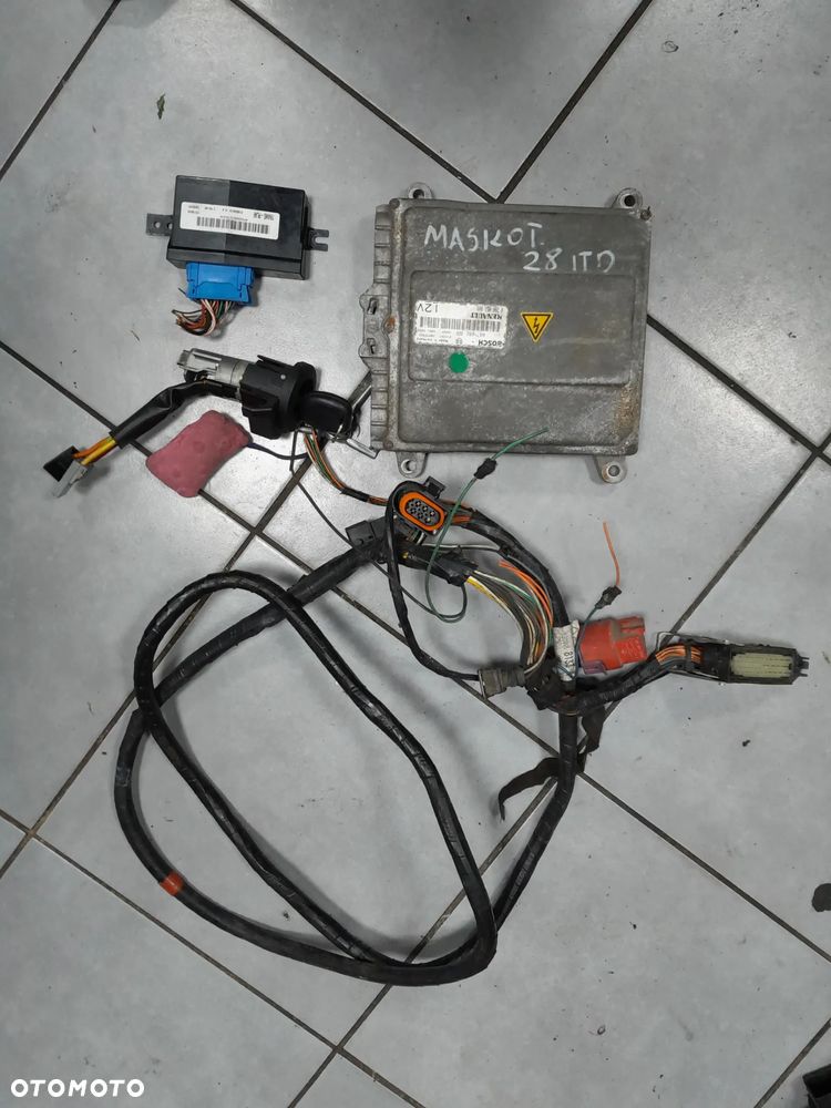 Zestaw startowy Renault Mascott 2.8 DTI 02r 0281001892 P8200032783H