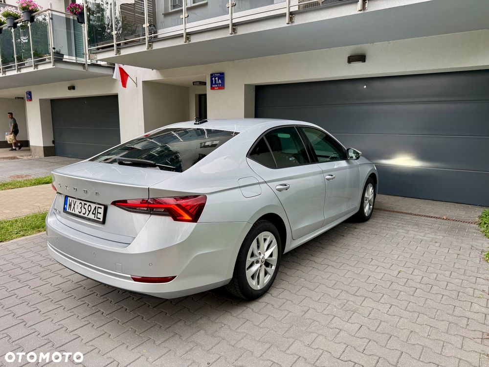 Skoda Octavia 2.0 TDI Ambition DSG - 6