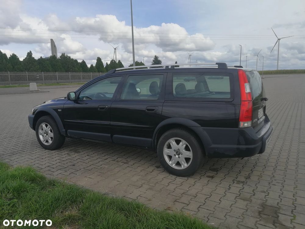 Volvo XC 70 AWD Momentum - 2