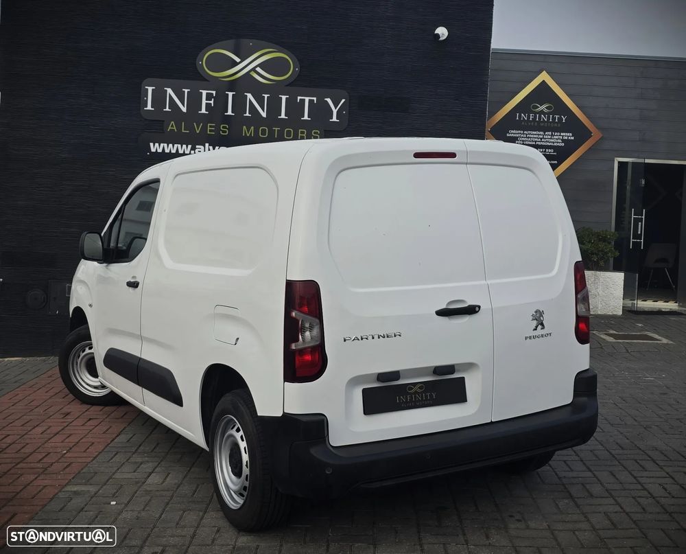 Peugeot PARTNER 1.5 BLUEHDI PRO - 9