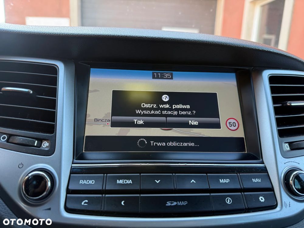 Hyundai Tucson 1.7 CRDI BlueDrive GO 2WD - 24
