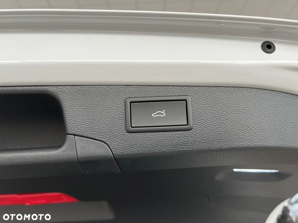 Volkswagen Passat - 8