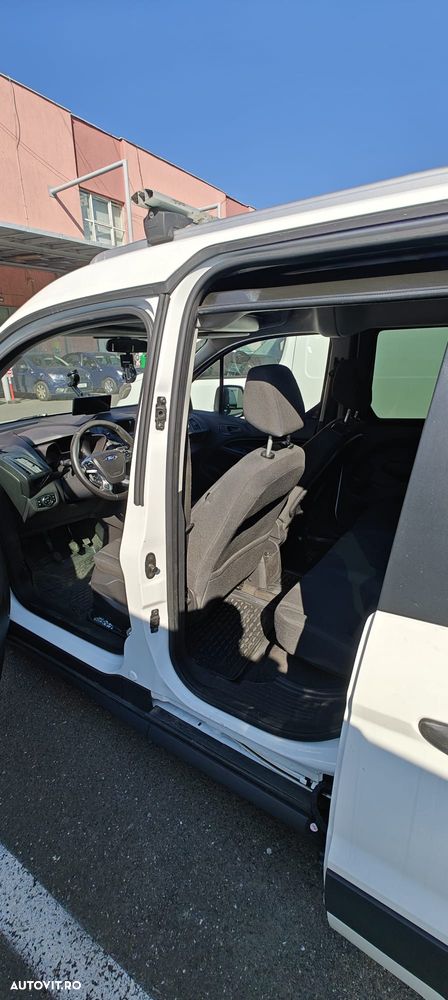 Ford Transit Connect - 3