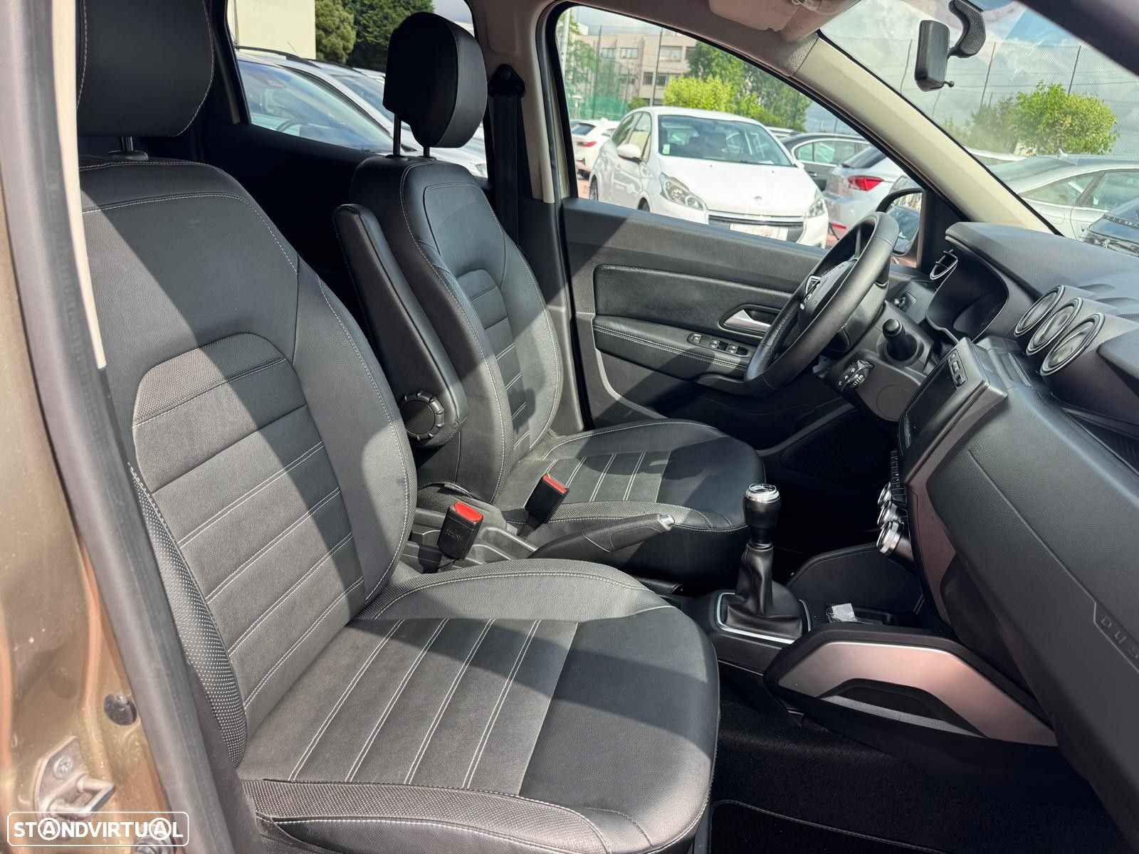 Dacia Duster 1.0 TCe Prestige - 9