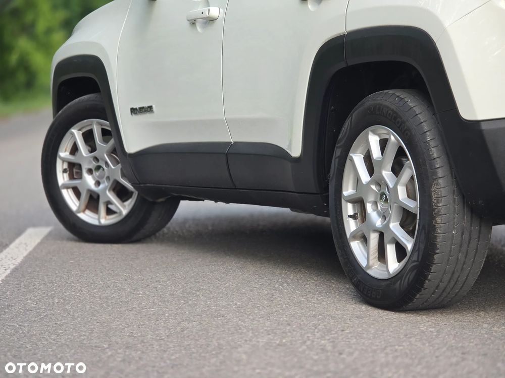 Jeep Renegade 1.3 T-GDI Automatik Limited - 34