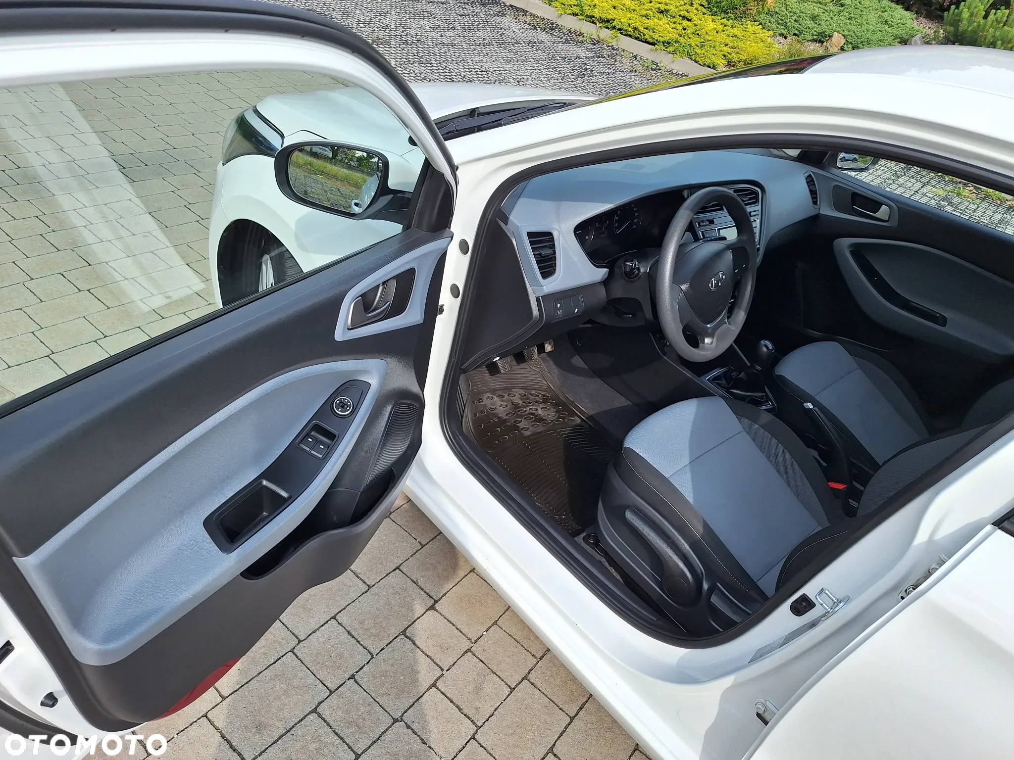 Hyundai i20 1.2 BlueDrive Classic + - 6