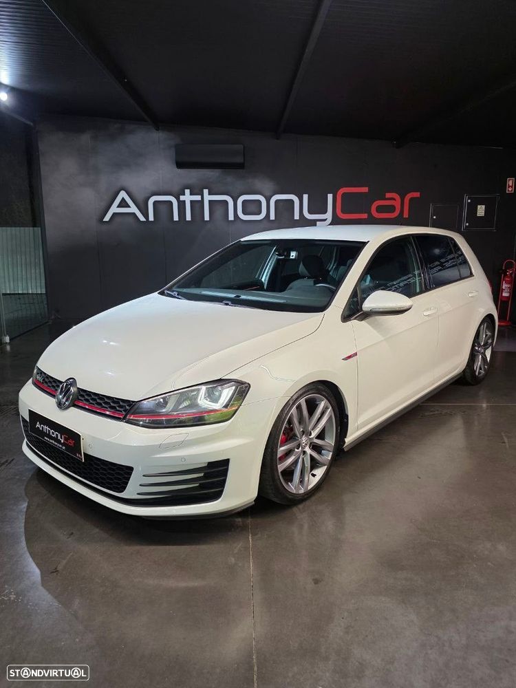VW Golf 2.0 TSi GTi DSG - 33