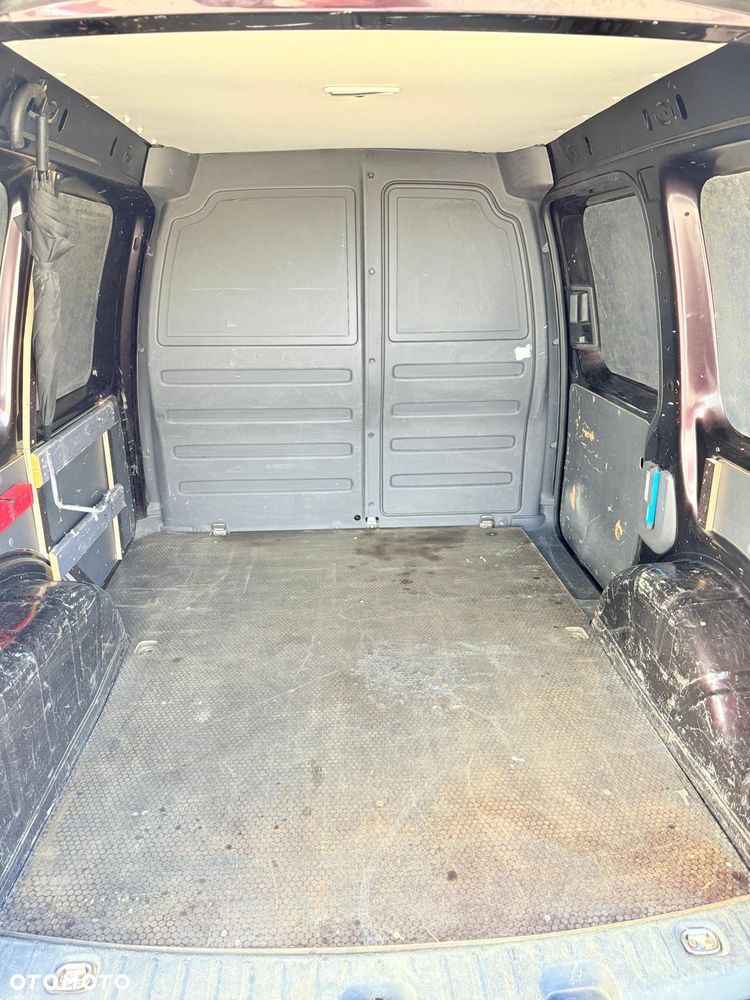 Volkswagen Caddy - 15