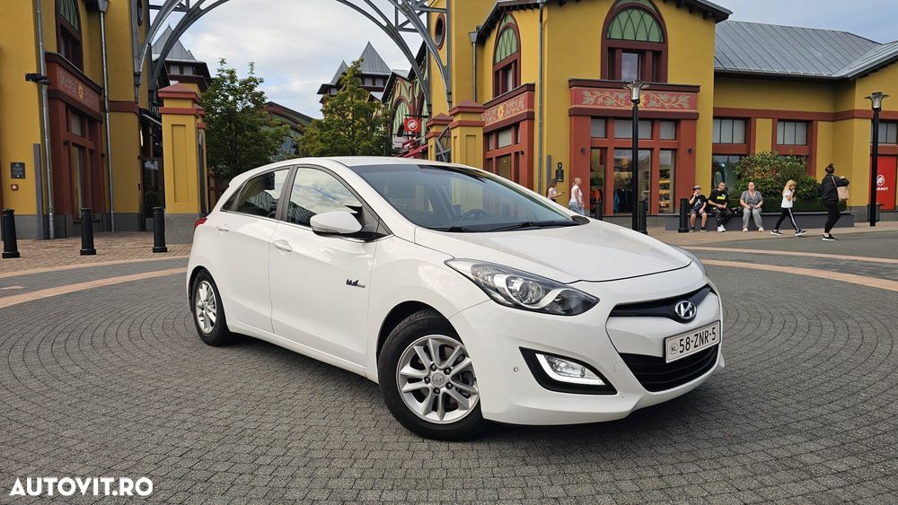 Hyundai i30 1.6 GDI Exclusive Special Edition - 6