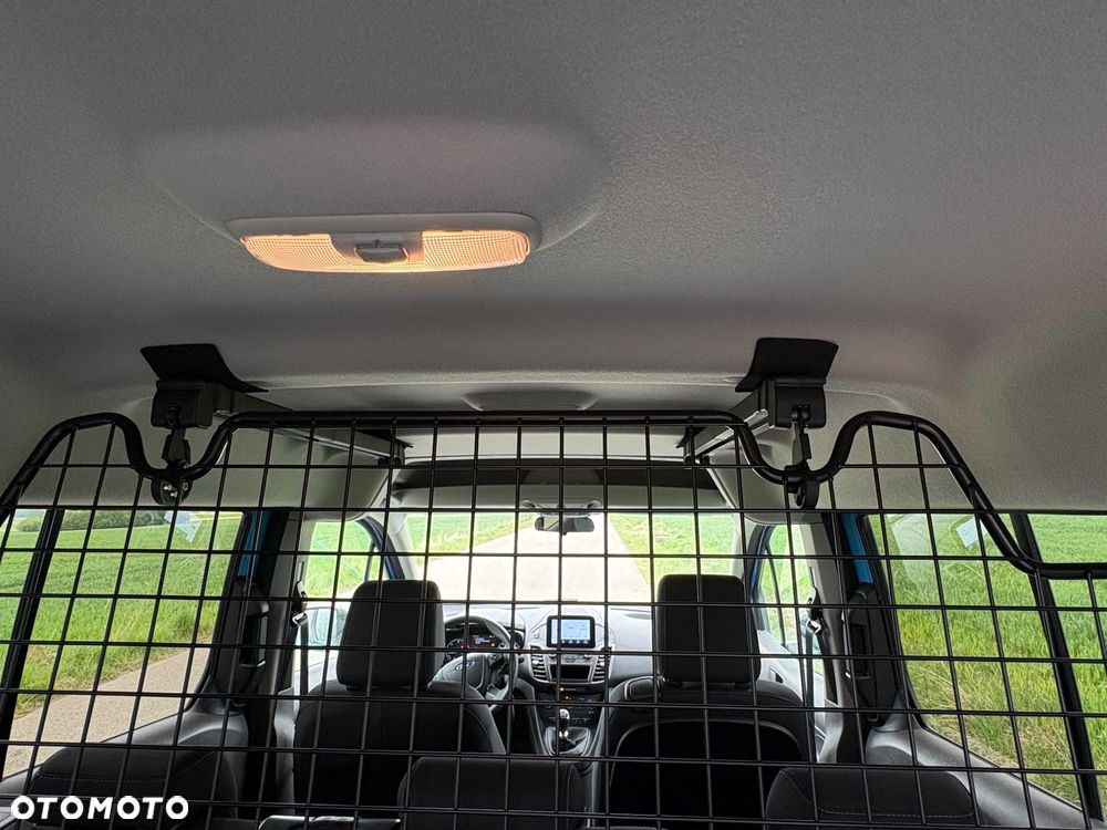 Ford Transit Connect - 16